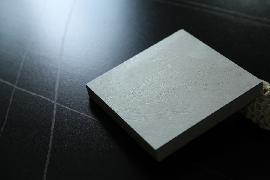 Kepiye tliti angkatan lumahing tliti éling tekstur alami 3D? Inovasi jubin Beata diumumake